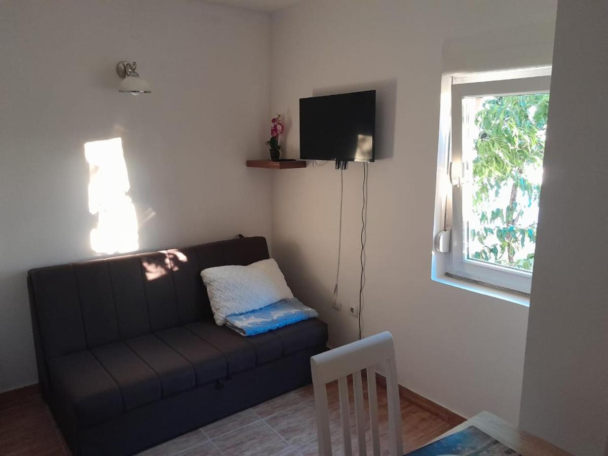 Apartmani Mia Rada Будва Экстерьер фото
